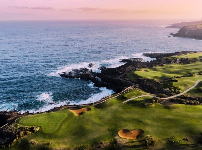 GroupiaGolf group trips